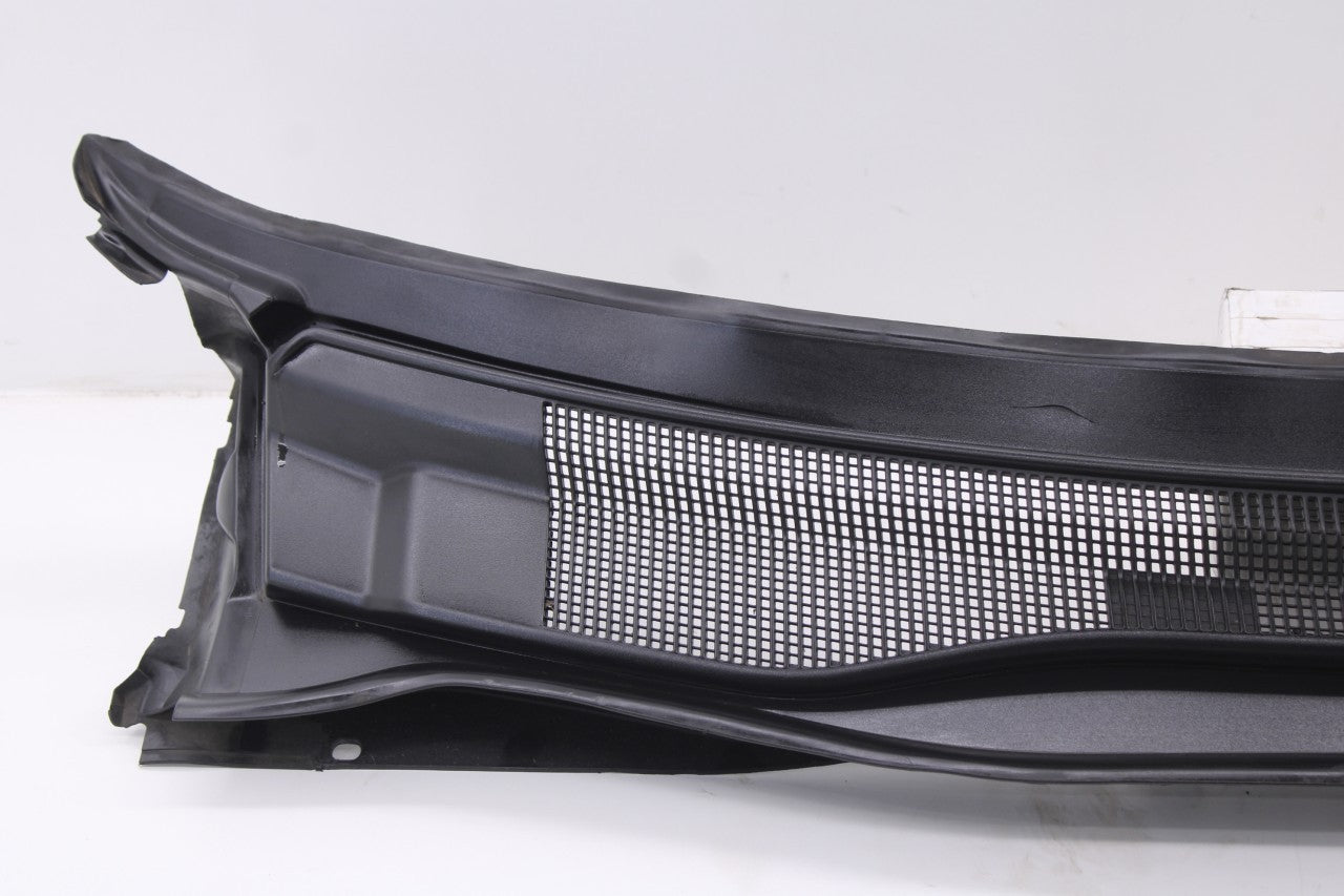 2008-2020 Dodge Grand Caravan GT Front Windshield Cowl Vent Grille Panel *ReaD*2