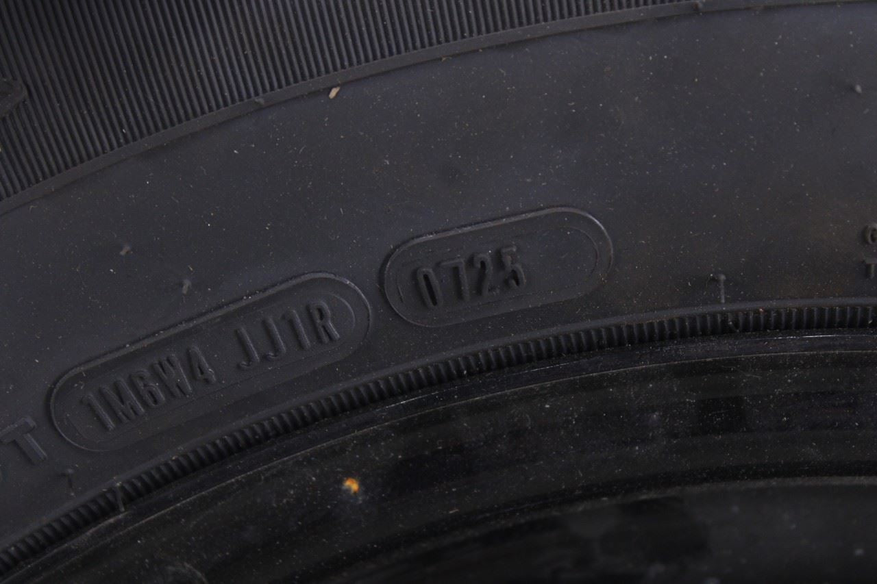 20-26 Ford Explorer Interceptor Wheel Tire Goodyear Eagle Enforcer 255/60R184
