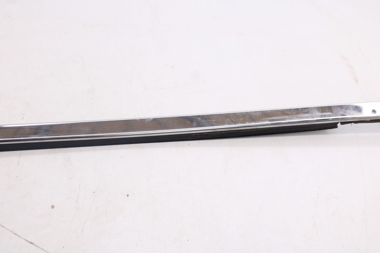 18-26 Ford Expedition Max XLT Front LH Door Run Channel w/ Belt Weatherstrip Set6