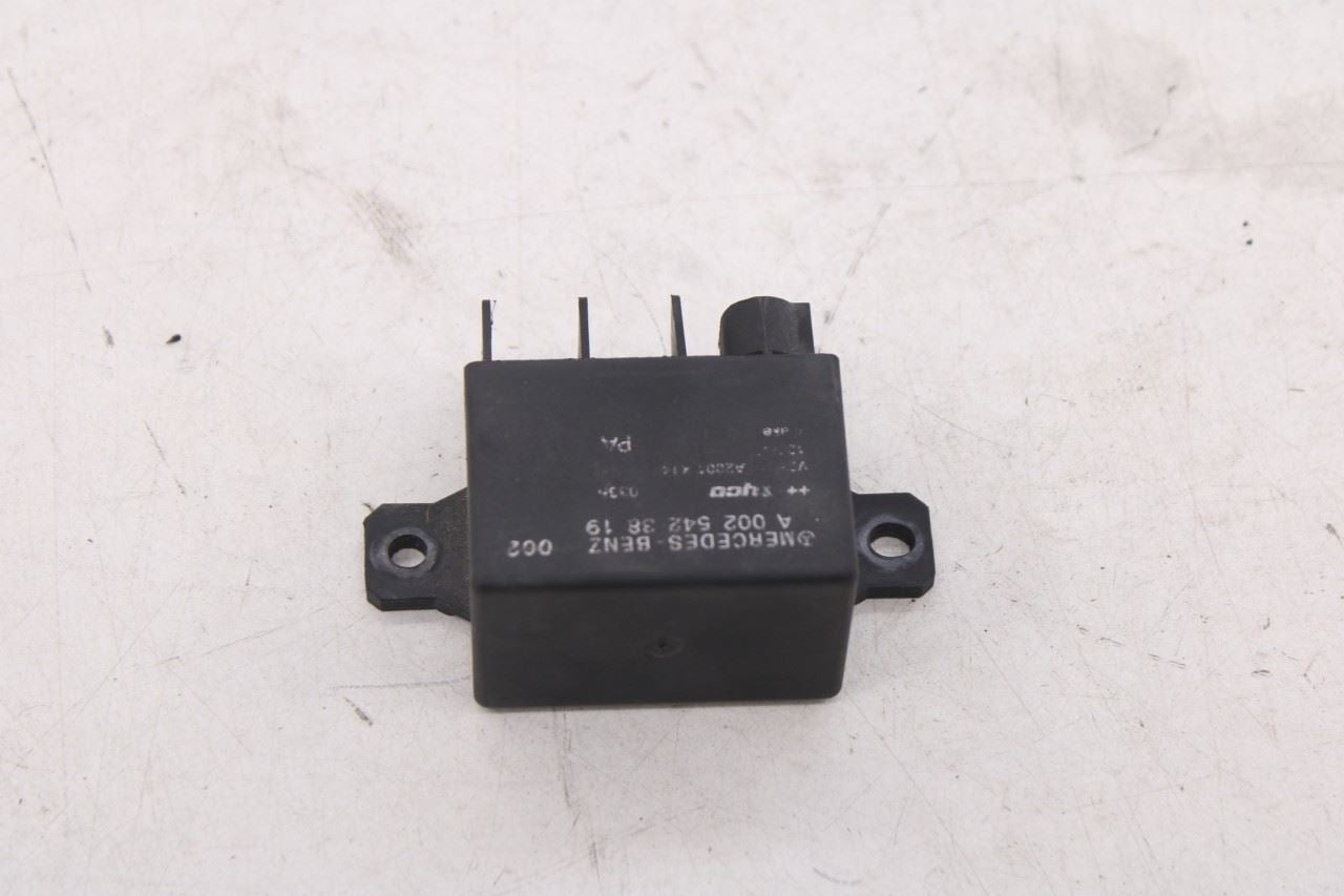 2003-2006 Mercedes-Benz E500 Battery Relay Control Module 002-542-38-19 OEM4