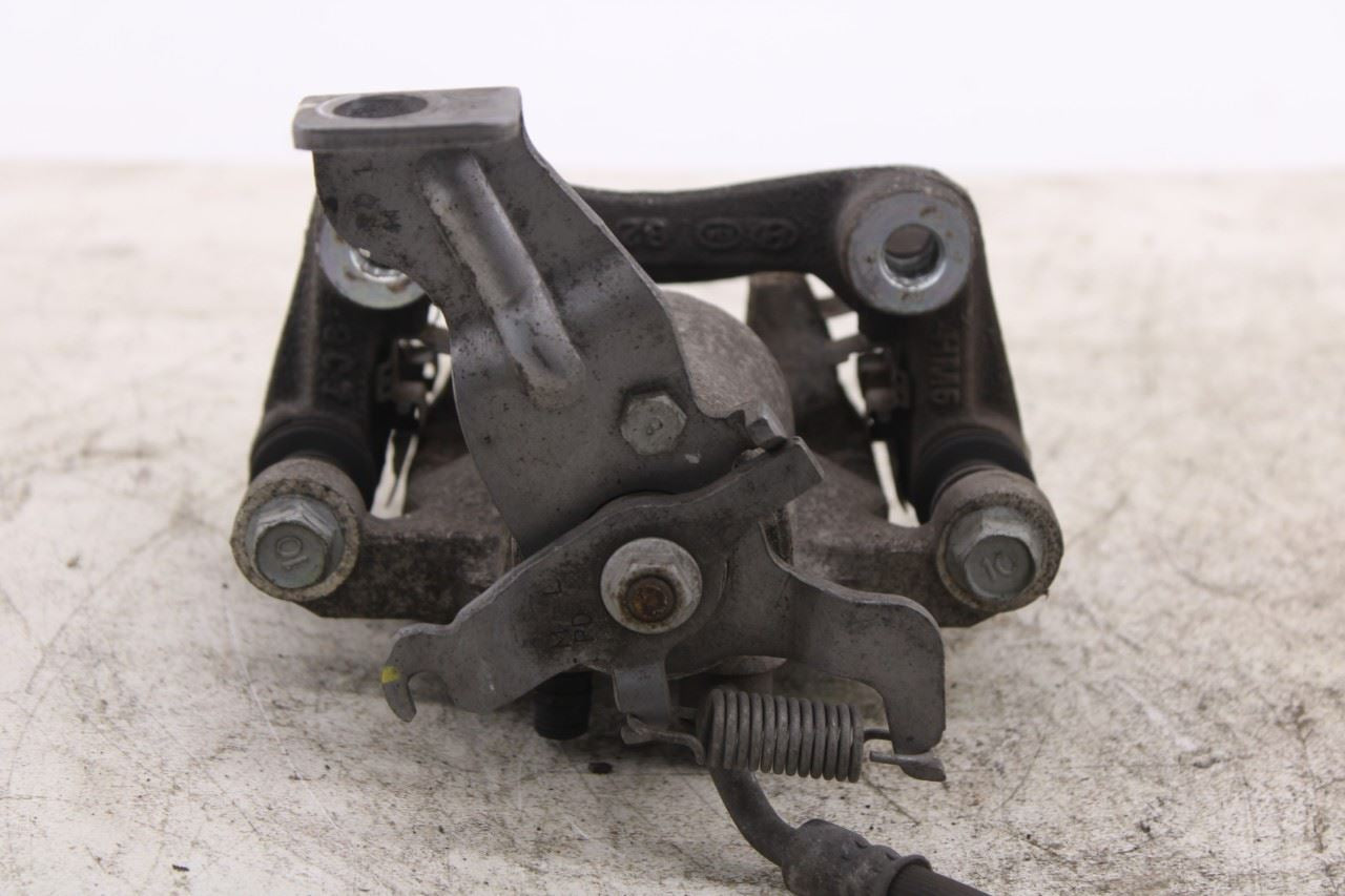2019-2021 Hyundai Veloster Rear Right and Left Driver Side Disc Brake Caliper21