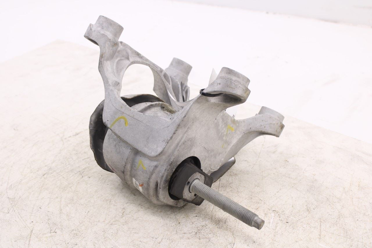 25-26 Ford Explorer Interceptor 3L AWD Front Right Engine Support Mount Bracket11