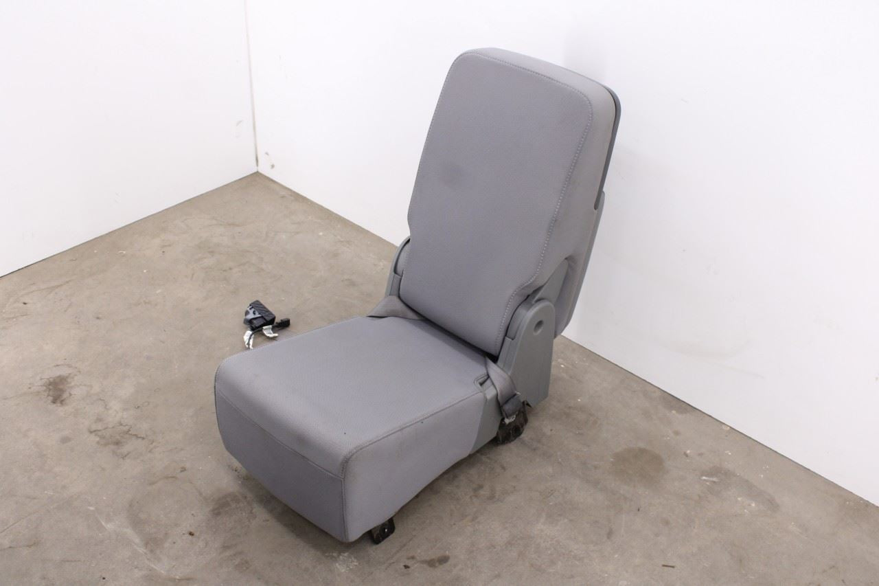 14-15 Chevy Silverado 1500 2WT Front RH LH Side and Center Seat Complete *ReaD*14
