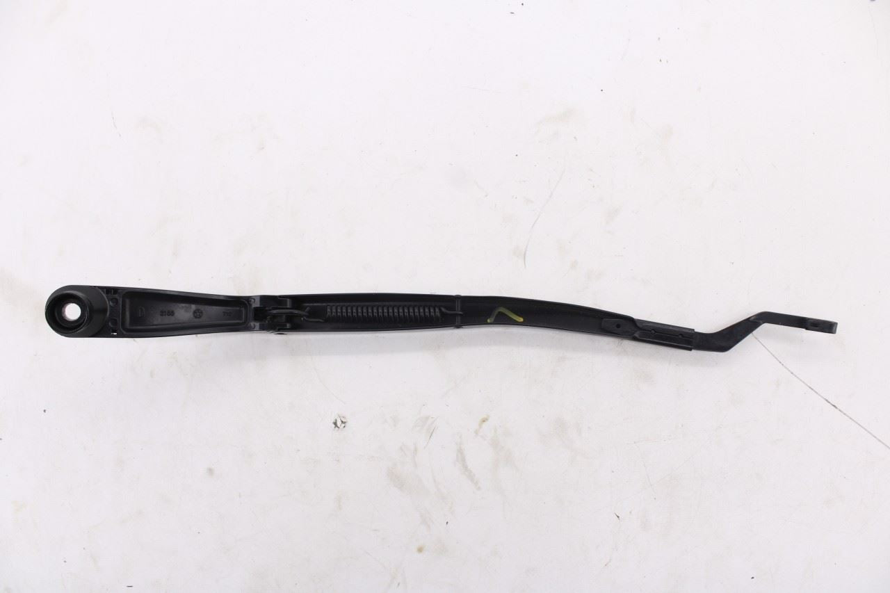 2014-2015 Dodge Durango SXT Front Right and Left Windshield Wiper Arm 68194928AA8