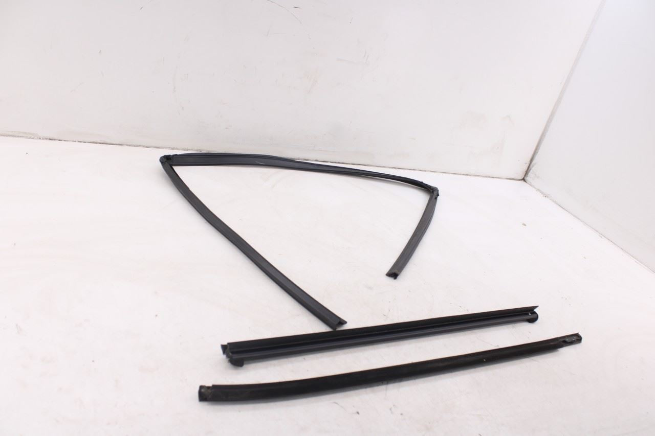 2019-25 Infiniti QX50 Essential Front Right Door Glass Run Channel Trim Belt Set - Alshned Auto Parts
