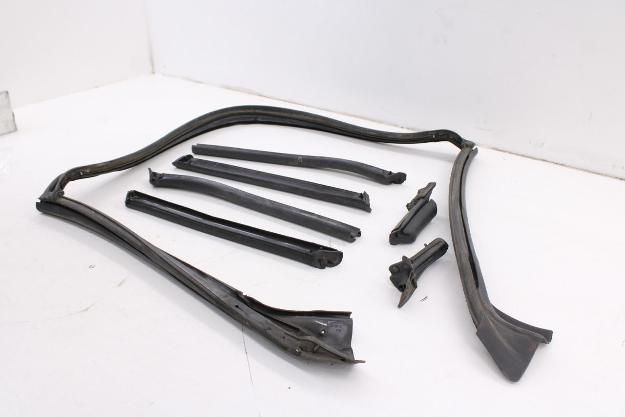 05-14 Ford Mustang Conv V6 Convertible Top Weatherstrip Seal Kit AR3Z-7603110-A - Alshned Auto Parts
