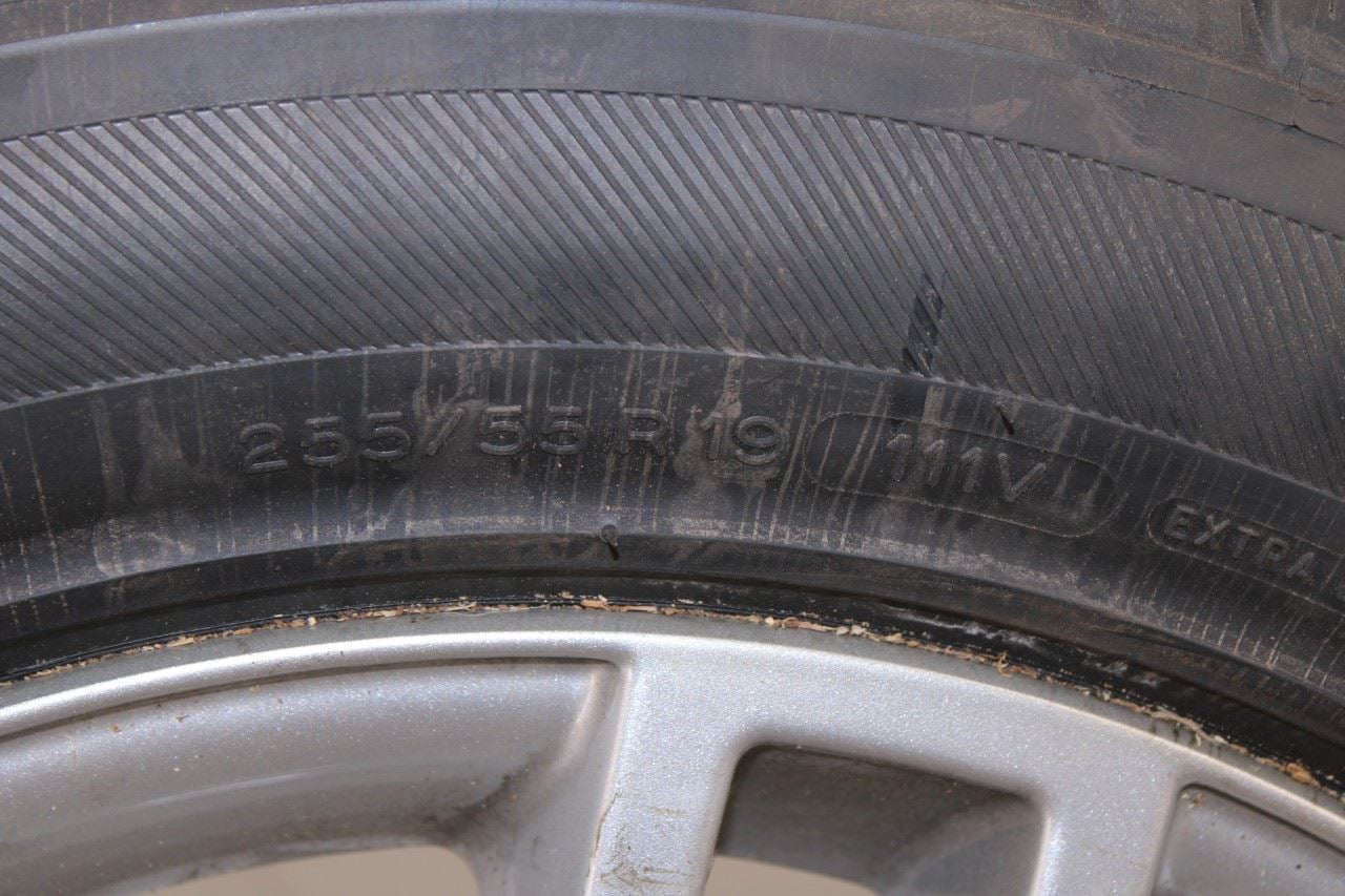 2009-2012 Land Rover Range Rover Wheel Tire Michelin Latitude Tour HP 255/55R19 - Alshned Auto Parts