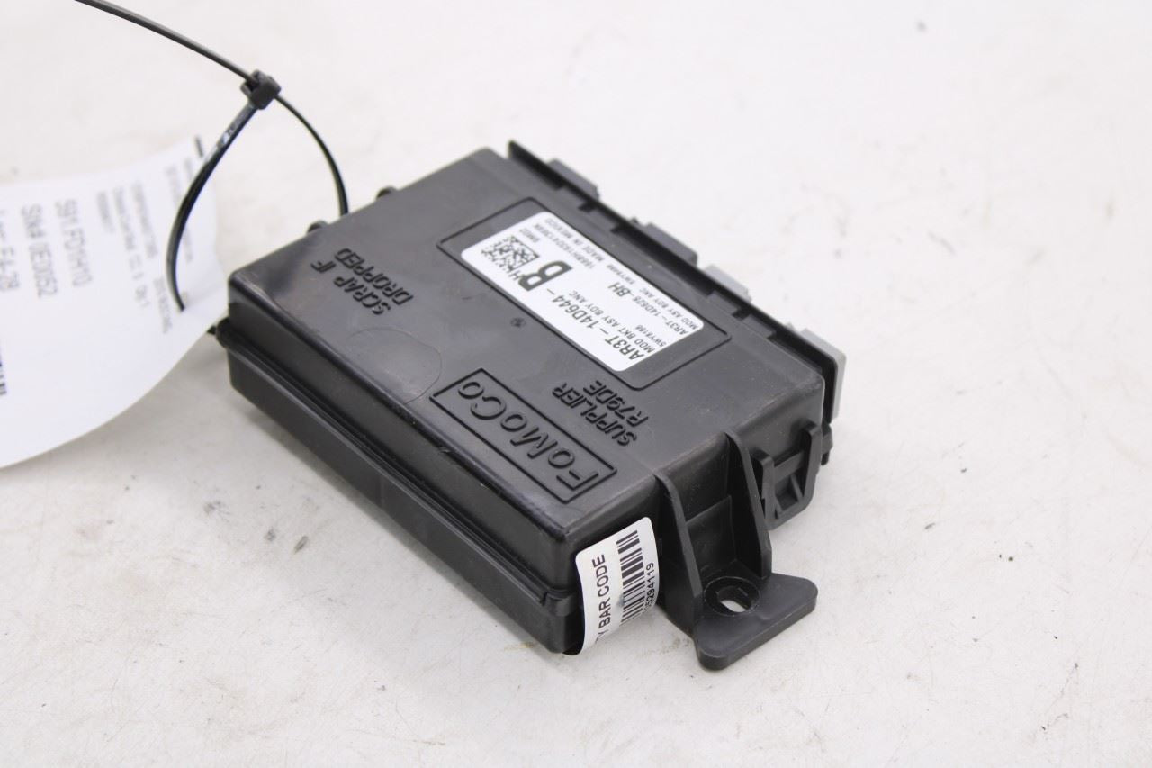 2008-2014 Ford Mustang Premium Conv V6 Lighting Lamps Control Module4