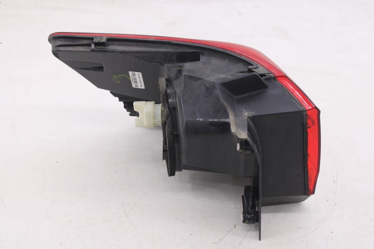 2021-2024 Volkswagen Atlas SE Rear Right Side Tail Light Lamp 3CN-945-096-D OEM6