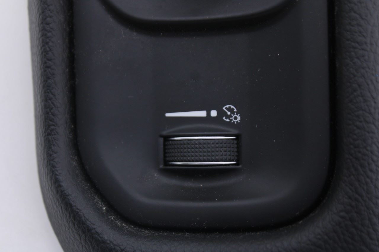 2020-24 Ram 1500 Big Horn Crew Cab Front Left Side Dash Headlight Control Switch5