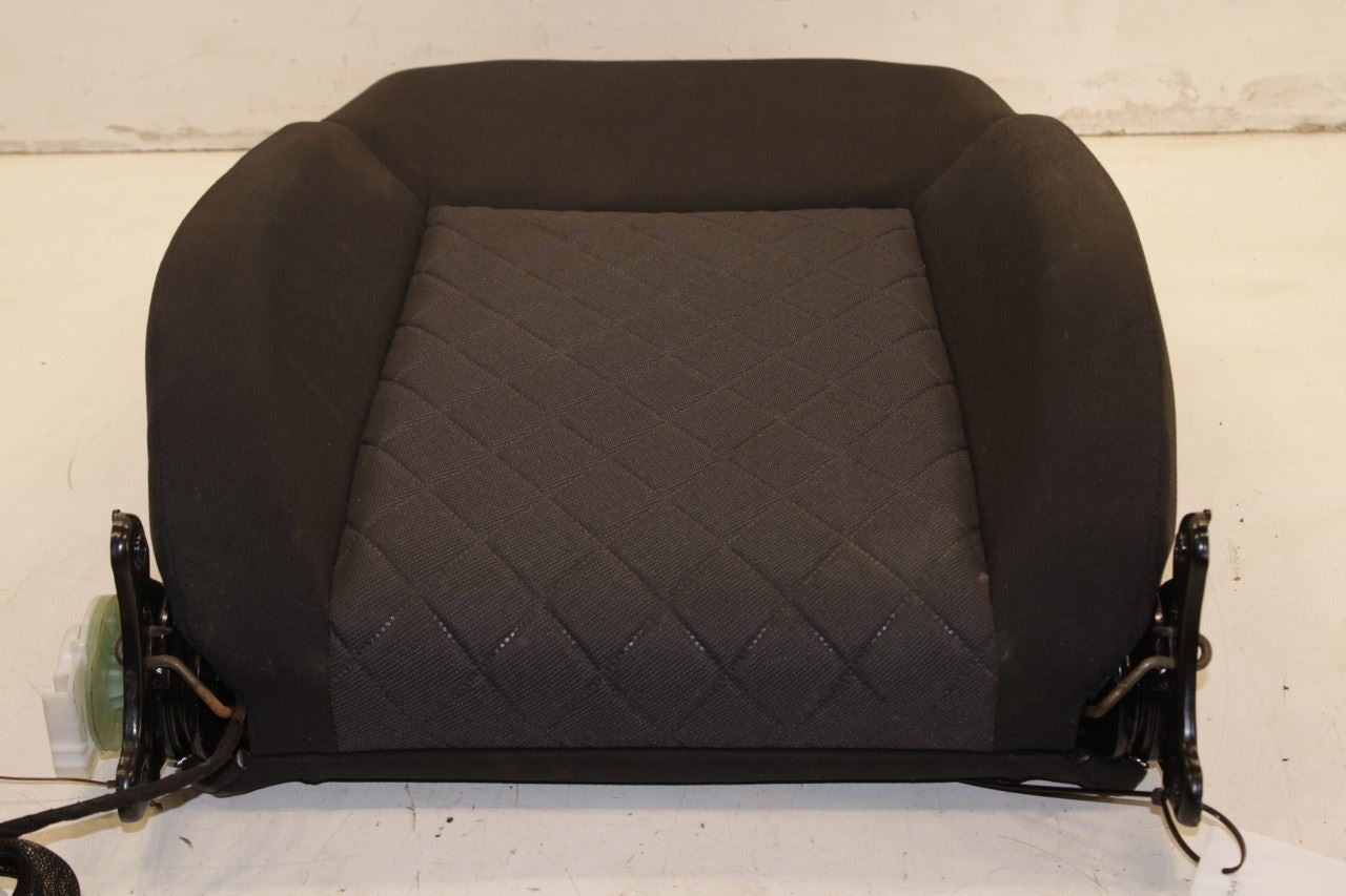 18-19 Volkswagen Atlas S 3.6L Front Passenger Right Side Backrest Upper Cushion - Alshned Auto Parts