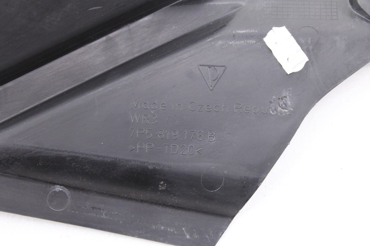 2011-2018 Porsche Cayenne S Front Windshield Cowl Vent Panel 7P5-819-401-B OEM9