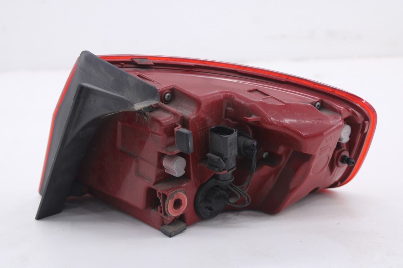 13-16 Audi S4 Premium Plus Rear Left Driver Side Tail Light Lamp 8K5-945-095-AD4