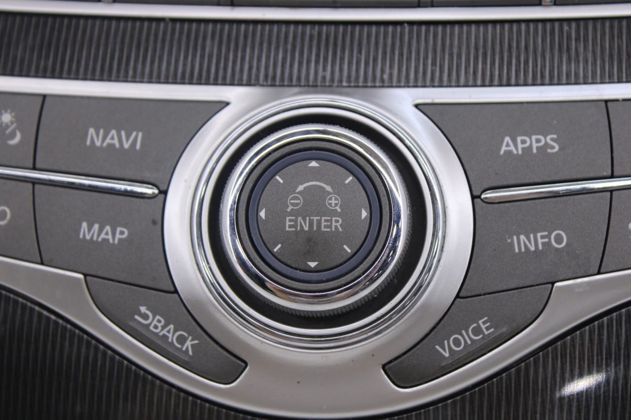 2016-2019 Infiniti QX60 Radio Navigation and Temperature Climate Control Panel4