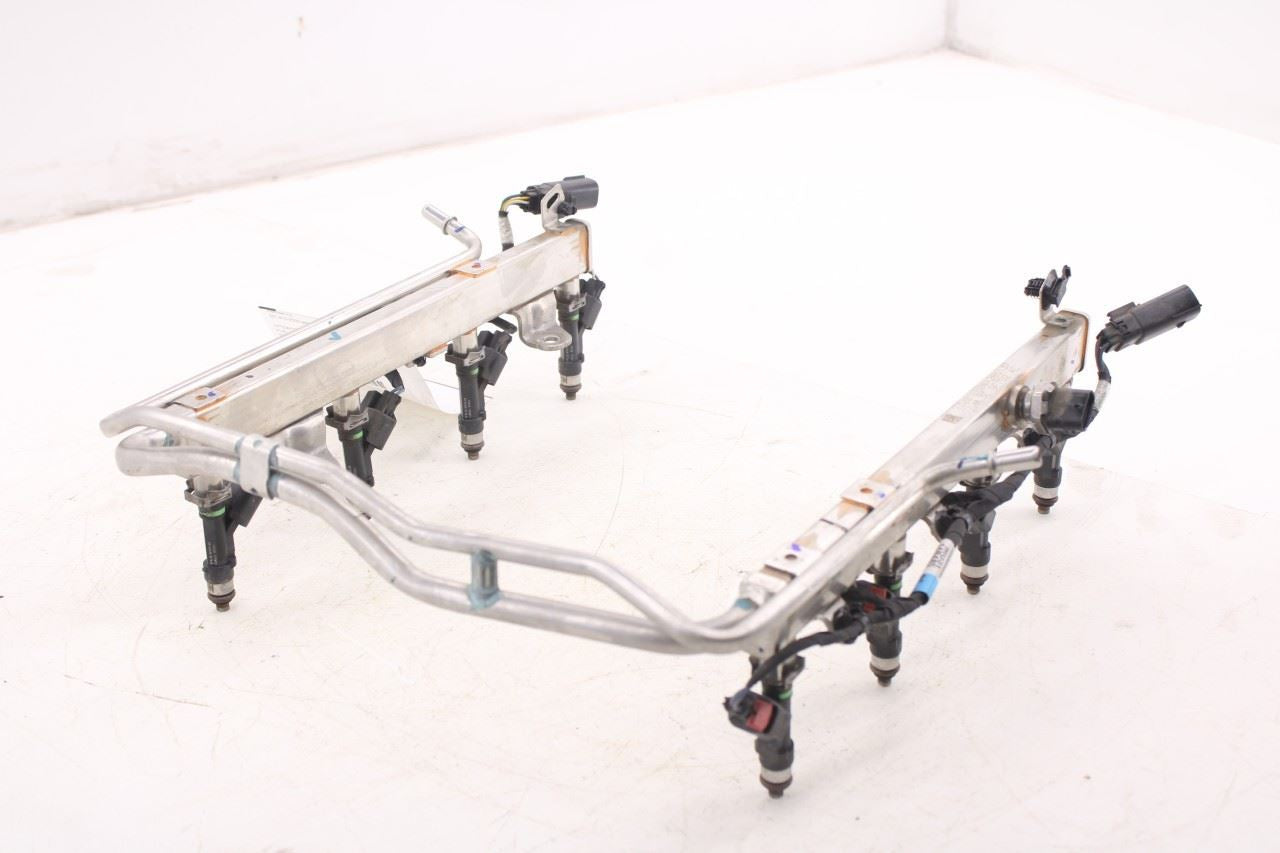 21-26 Ford F150 XLT Supercrew 5.0L Manifold Fuel Supply Port Rail with Injectors11
