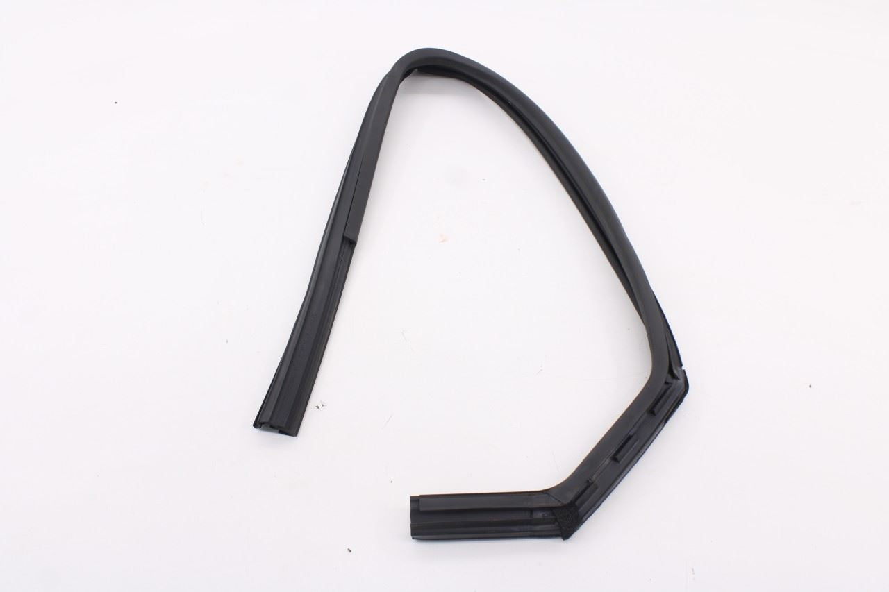2021-2026 Hyundai Elantra SE Rear Right Door Window Run Channel w/ Weatherstrips2