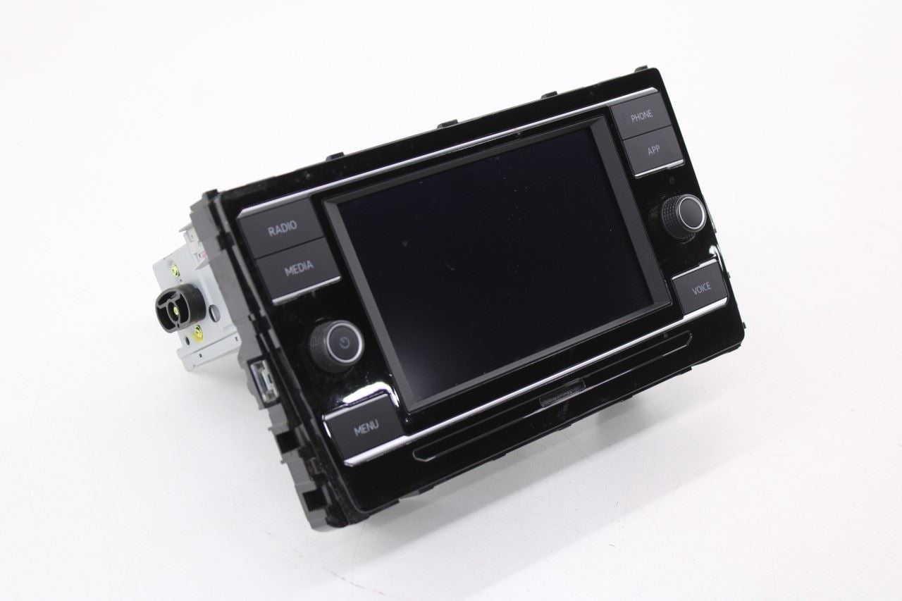 2023-24 Volkswagen Jetta SE Navigation Radio Receiver w/ 6.5 Display 2GC035869B0