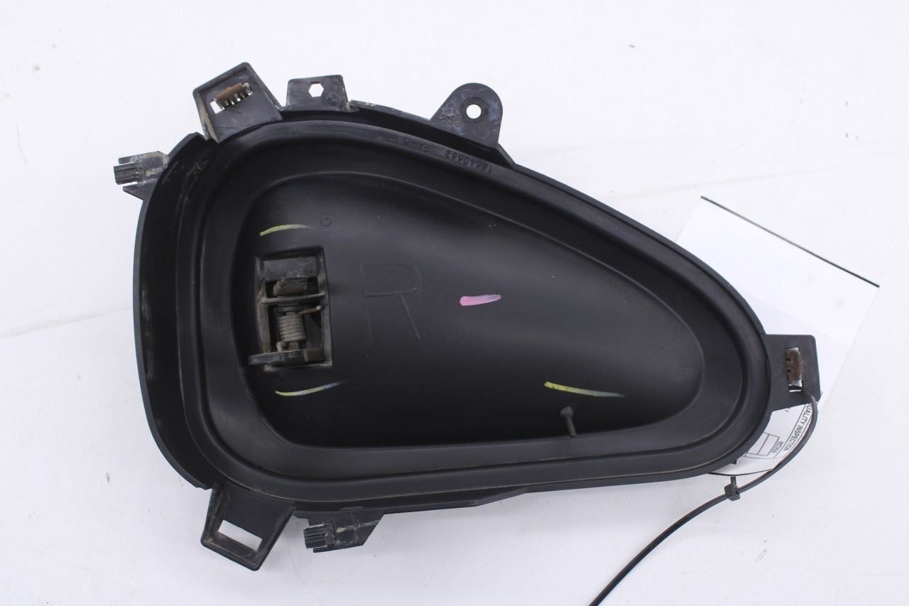 2002-19 International 4300 Front Passenger RH Side Door Interior Handle 166406625