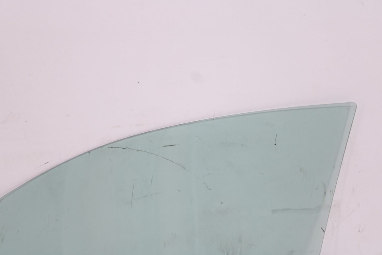 2008-2014 Mercedes-Benz C350 Sport Front Right Door Window Glass 2047250800 OEM - Alshned Auto Parts