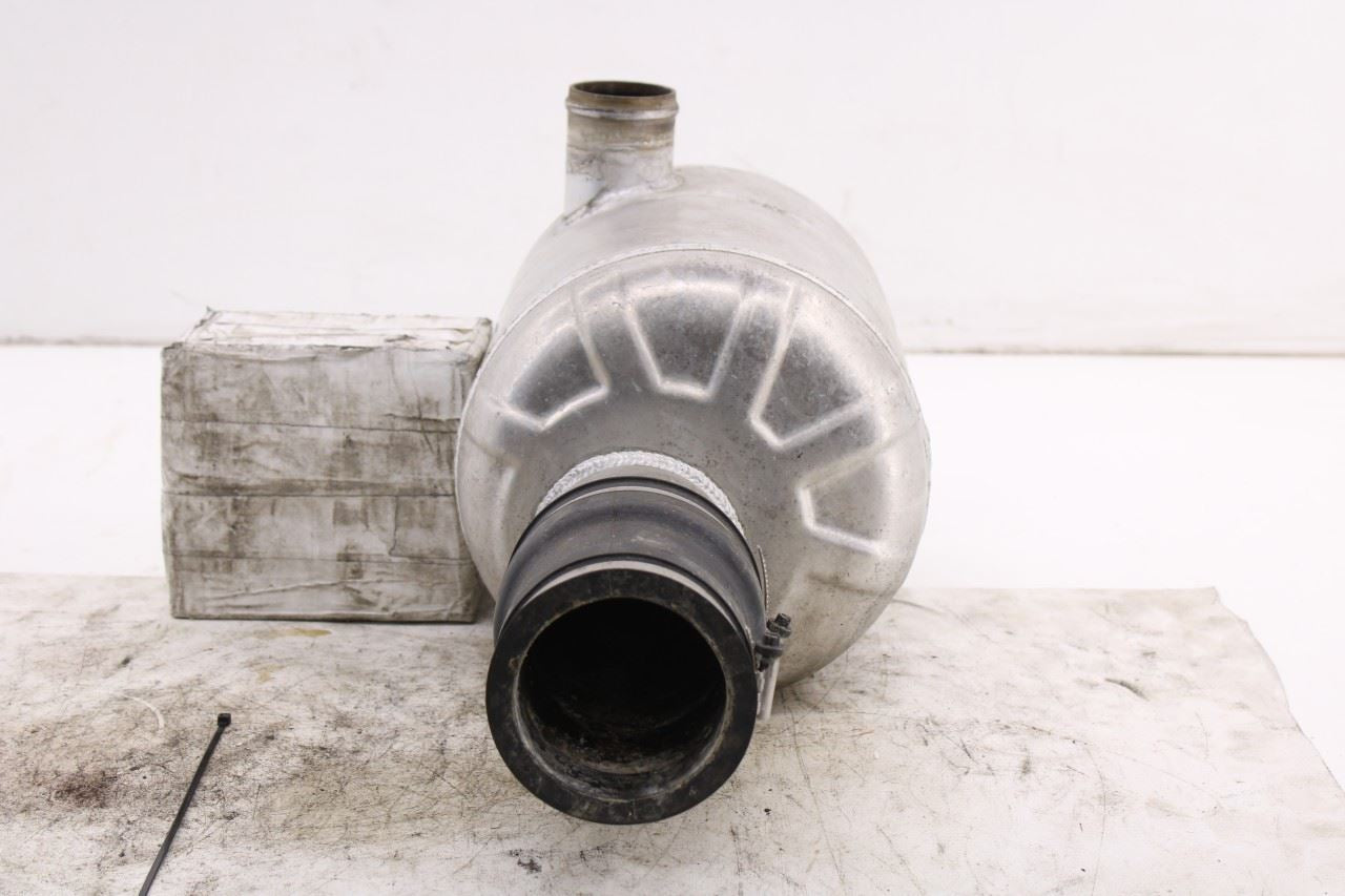 2021-26 Yamaha VX Deluxe 1.0L Exhaust Muffler Water Lock Box F4N-U7550-00-00 OEM8
