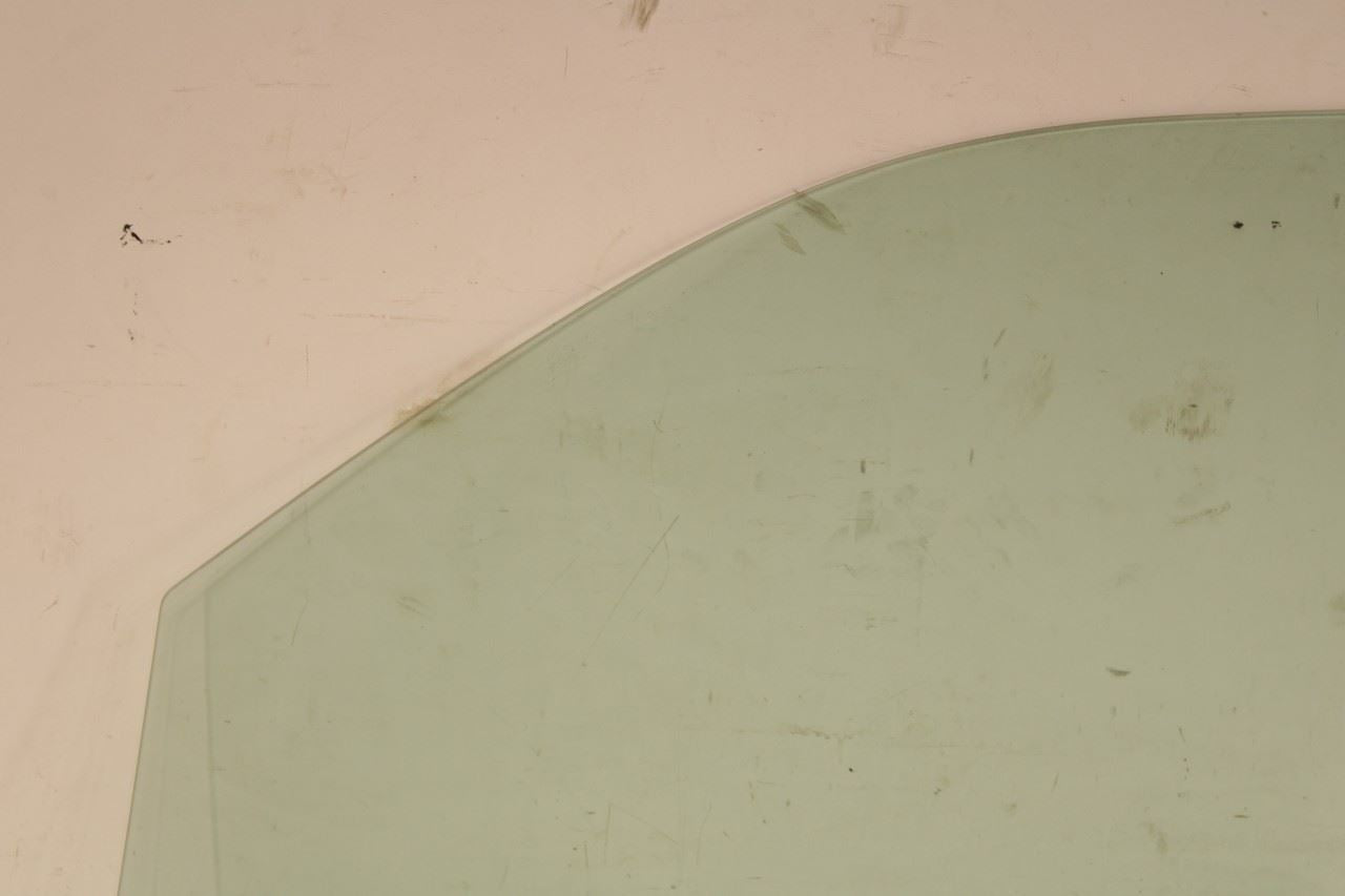 2011-2022 RAM 2500 Tradesman Front Right Side Door Window Glass 68700438AA OEM - Alshned Auto Parts