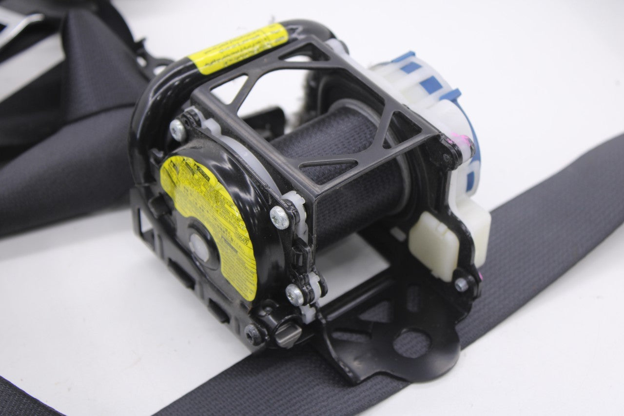 15-16 Subaru Impreza Sport Premium 2.0L AWD Front Left Side Seat Belt Retractor2