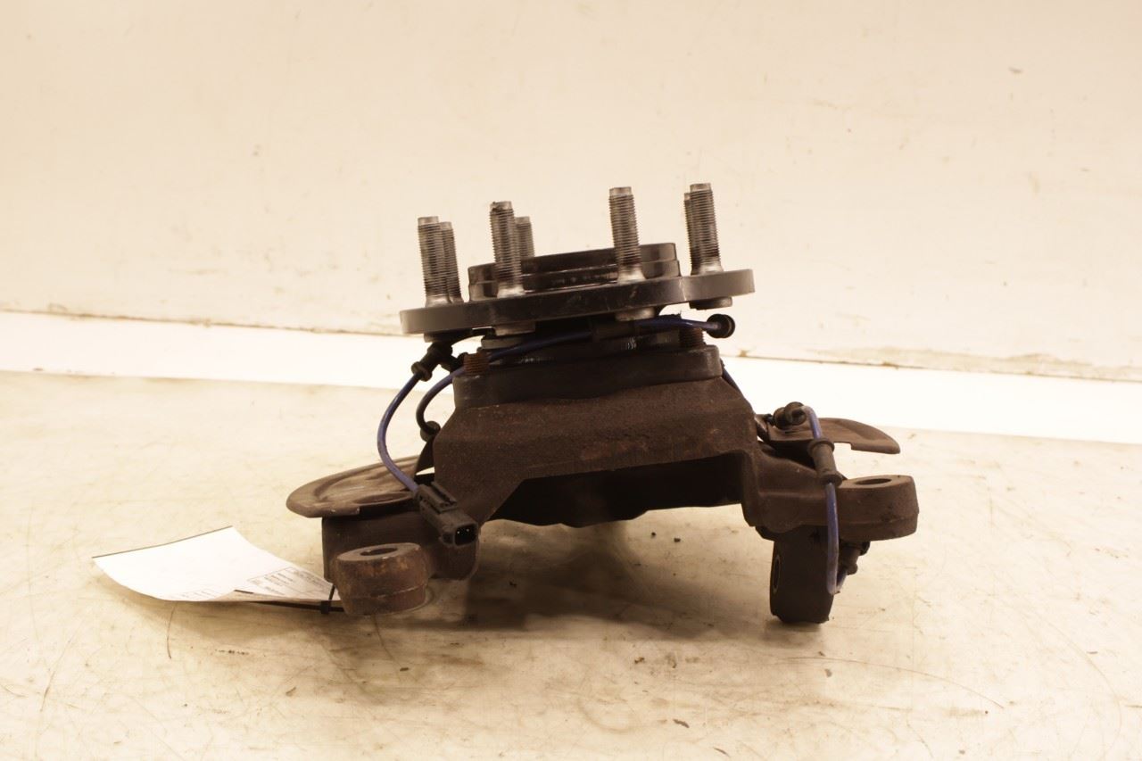 2014-18 RAM 2500 Tradesman Front Left Driver Side Spindle Knuckle Hub 68216189AA - Alshned Auto Parts