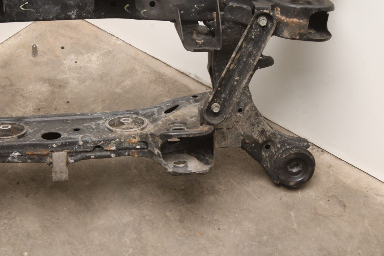 2019-2020 Hyundai Santa Fe SEL AWD Rear Crossmember Subframe 55405-S1250 OEM - Alshned Auto Parts