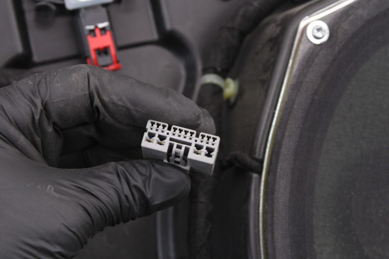 14-23 Jeep Cherokee Limited Front Left Door Window Regulator w/ Carrier w/ Motor - Alshned Auto Parts