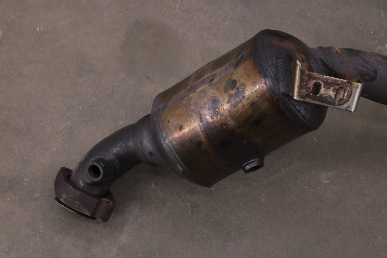 2010-11 Mercedes-Benz E 350 Luxury 4Matic 3.5L Front Left and Right Exhaust Pipe7
