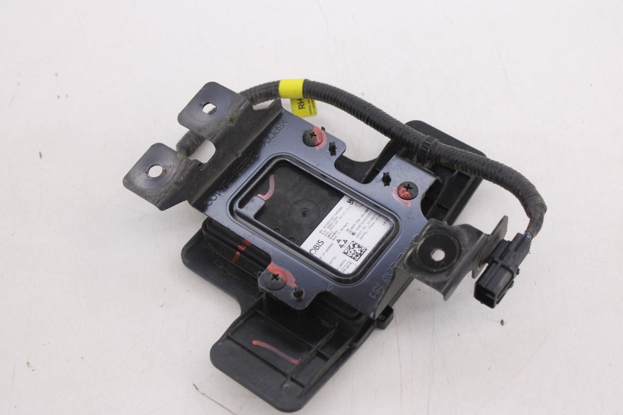 20-22 KIA Sportage Nightfall Rear Right Blind Spot Detection Radar Sensor Module17