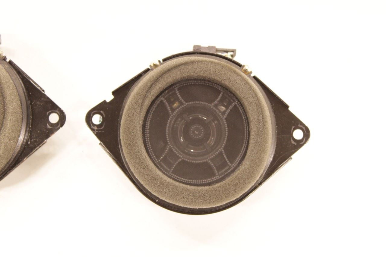 12-22 Jeep Grand Cherokee Front Right and Left Door Audio Speaker Set 68043045AD - Alshned Auto Parts