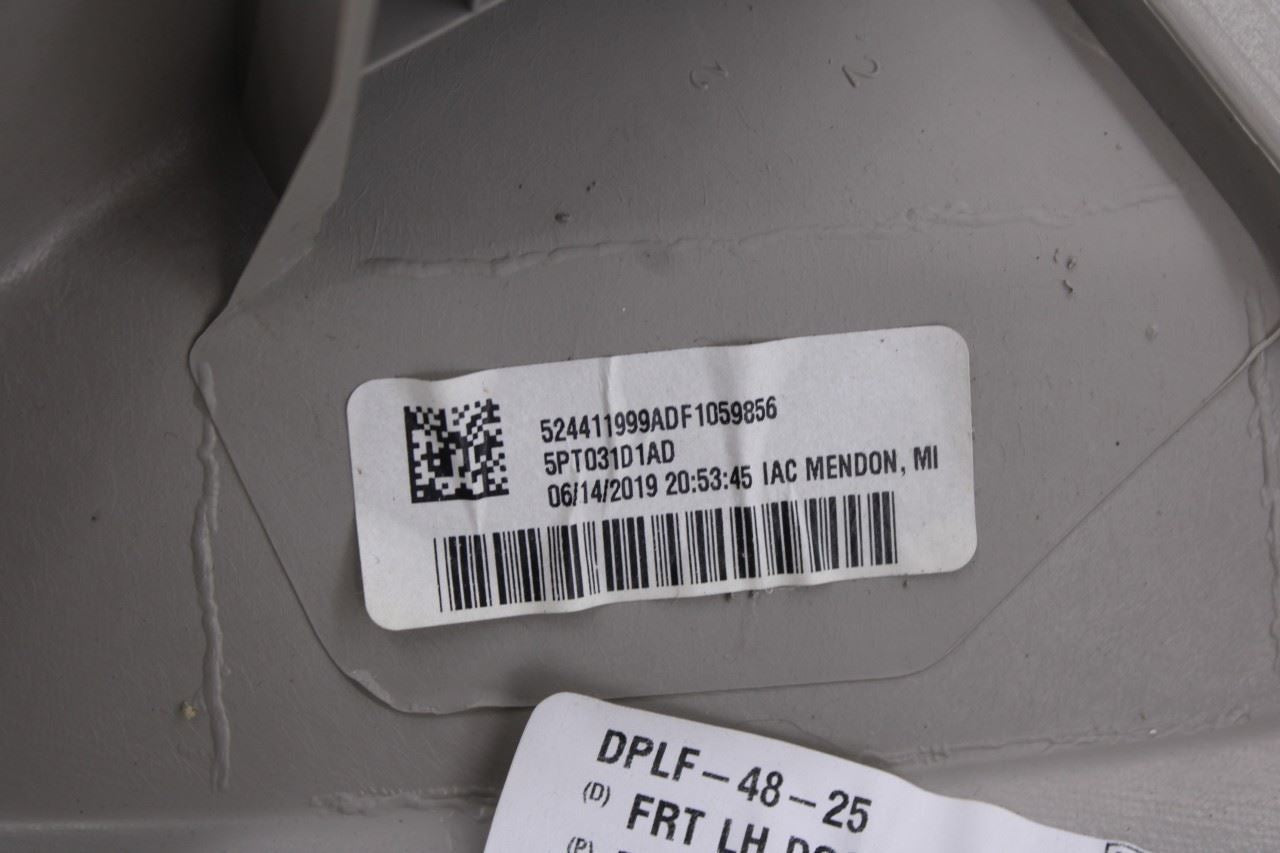 2014-2020 Dodge Grand Caravan SXT Front Left Side Door Trim Panel 5SS331D1AA OEM14