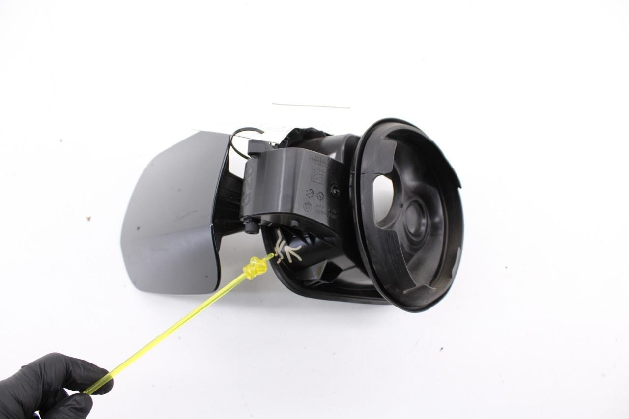 21-25 BMW 430i Gran Coupe xDrive Fuel Tank Filler Housing Door Lid Cover *ReaD* - Alshned Auto Parts