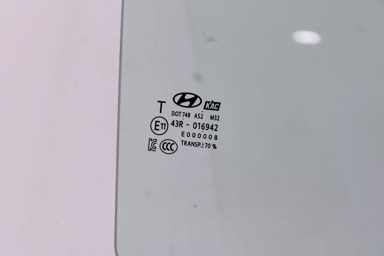 2019-2021 Hyundai Veloster Rear Right Door Window Movable Glass 83420-J3000 OEM4