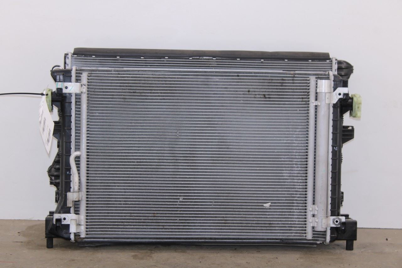 2022-2025 Volkswagen Jetta SE 1.5L Engine Radiator w/ Cooling Fan Motor Assembly0