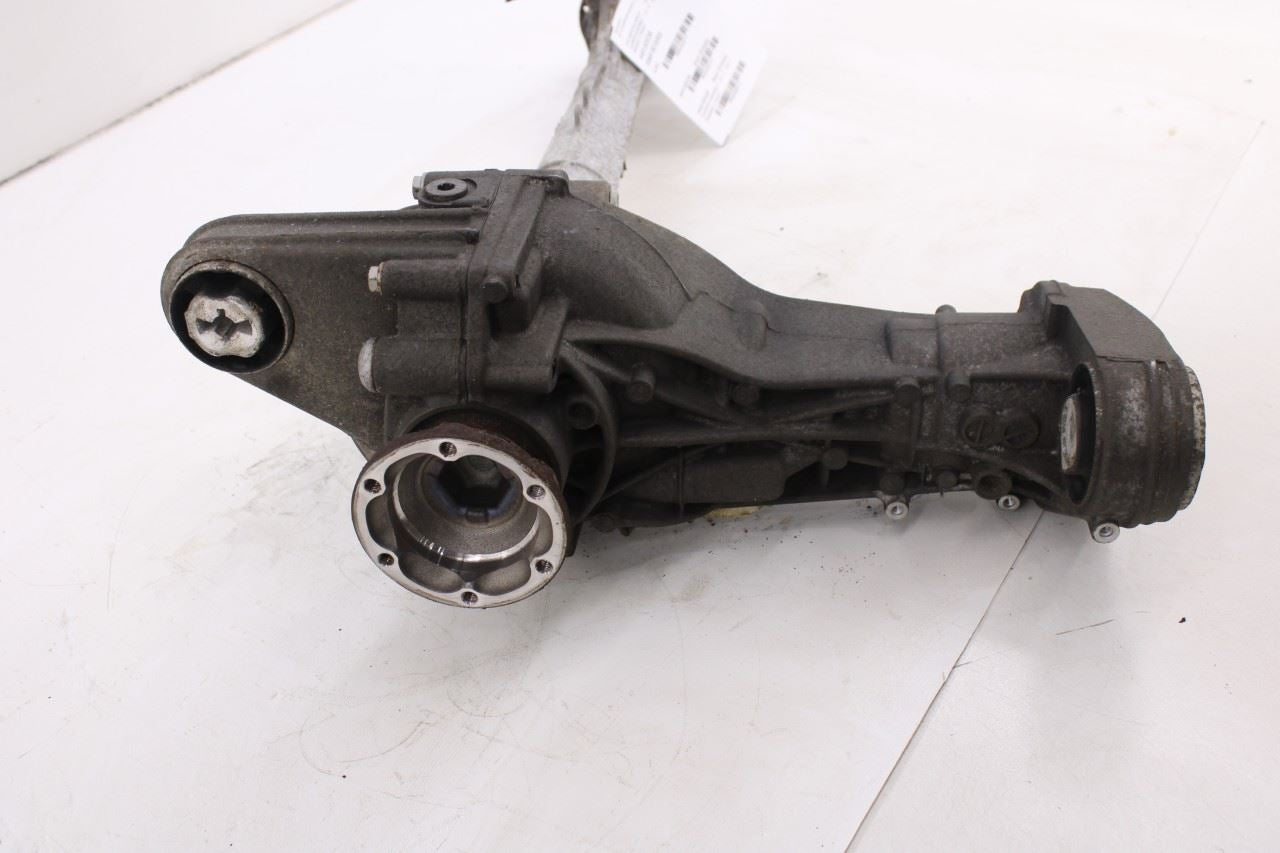 2011-2014 Porsche Cayenne S 4.8L AWD Front Differential Carrier 95834901102 OEM3