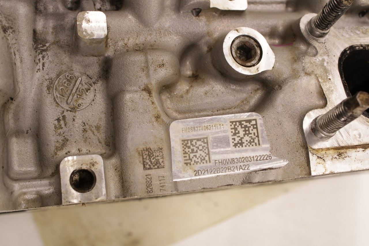 2017-2023 GMC Acadia SLT-1 3.6L Left Side Engine Cylinder Head 12684222 OEM - Alshned Auto Parts