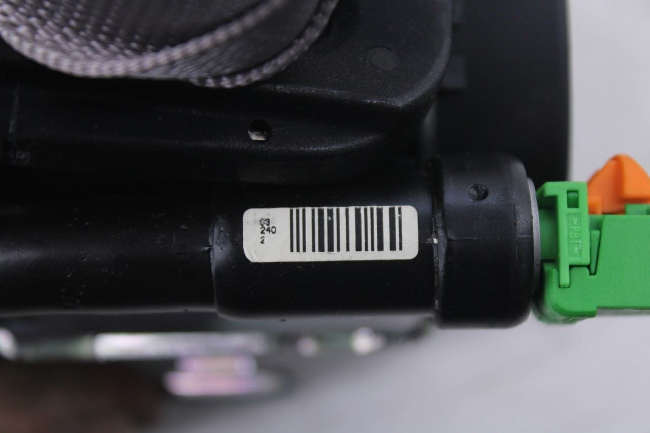 03-06 Mercedes-Benz E500 5.0L Rear Driver Left Side 2nd Row Seat Belt Retractor - Alshned Auto Parts
