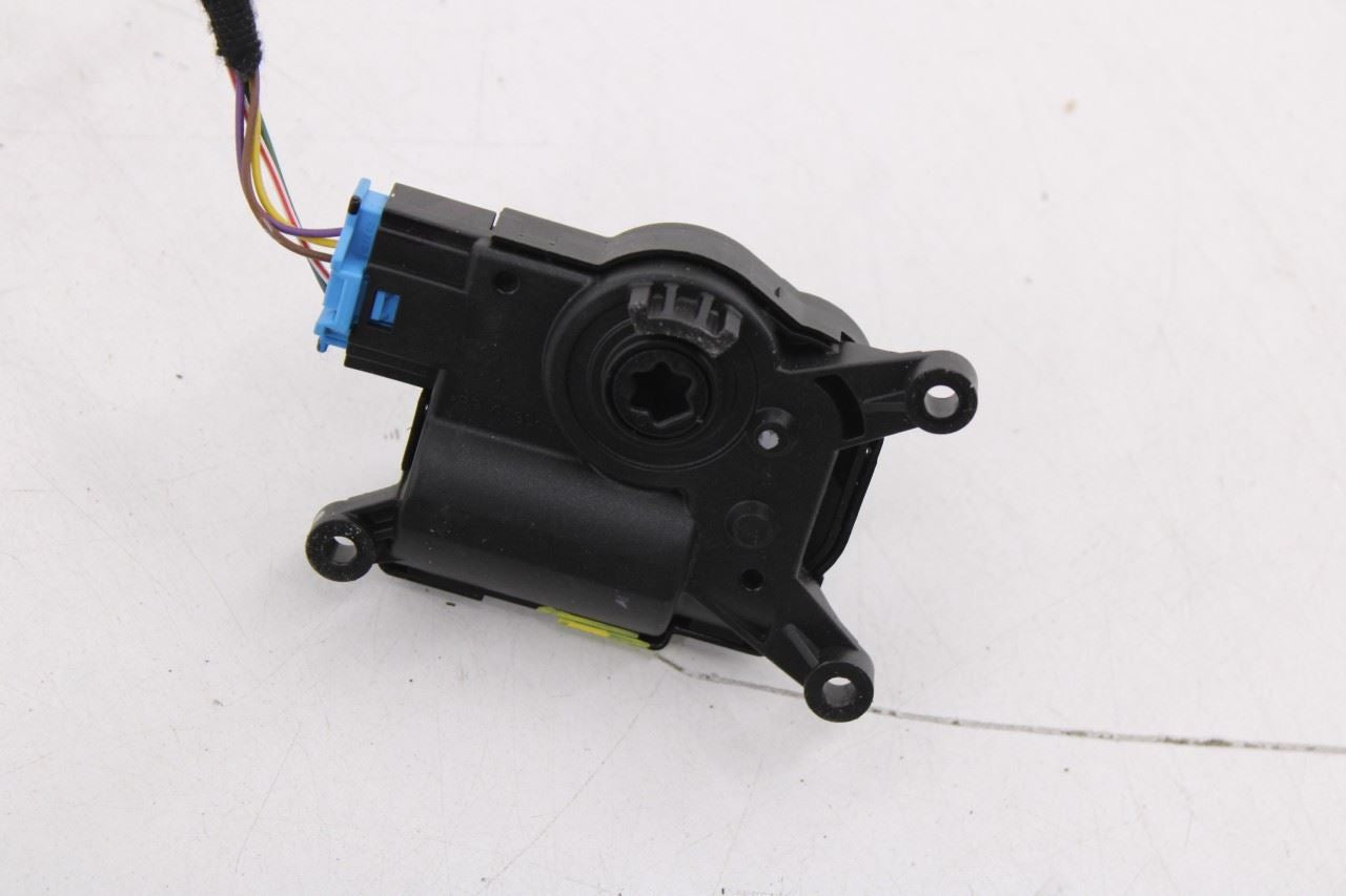 2019-25 Volkswagen Jetta SE HVAC System Wire Harness w/ Blend Door Actuator Set13