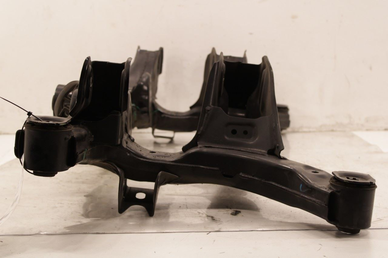 2022-2025 Hyundai Tucson SEL AWD Rear Crossmember Subframe 55405-CW200 OEM - Alshned Auto Parts