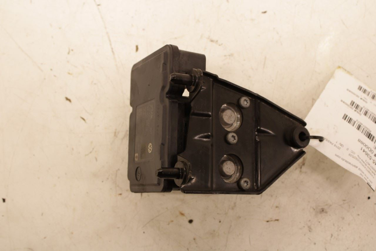 2016-2019 Volkswagen Passat SE 1.8L FWD ABS Anti Lock Brake Pump Control Module6