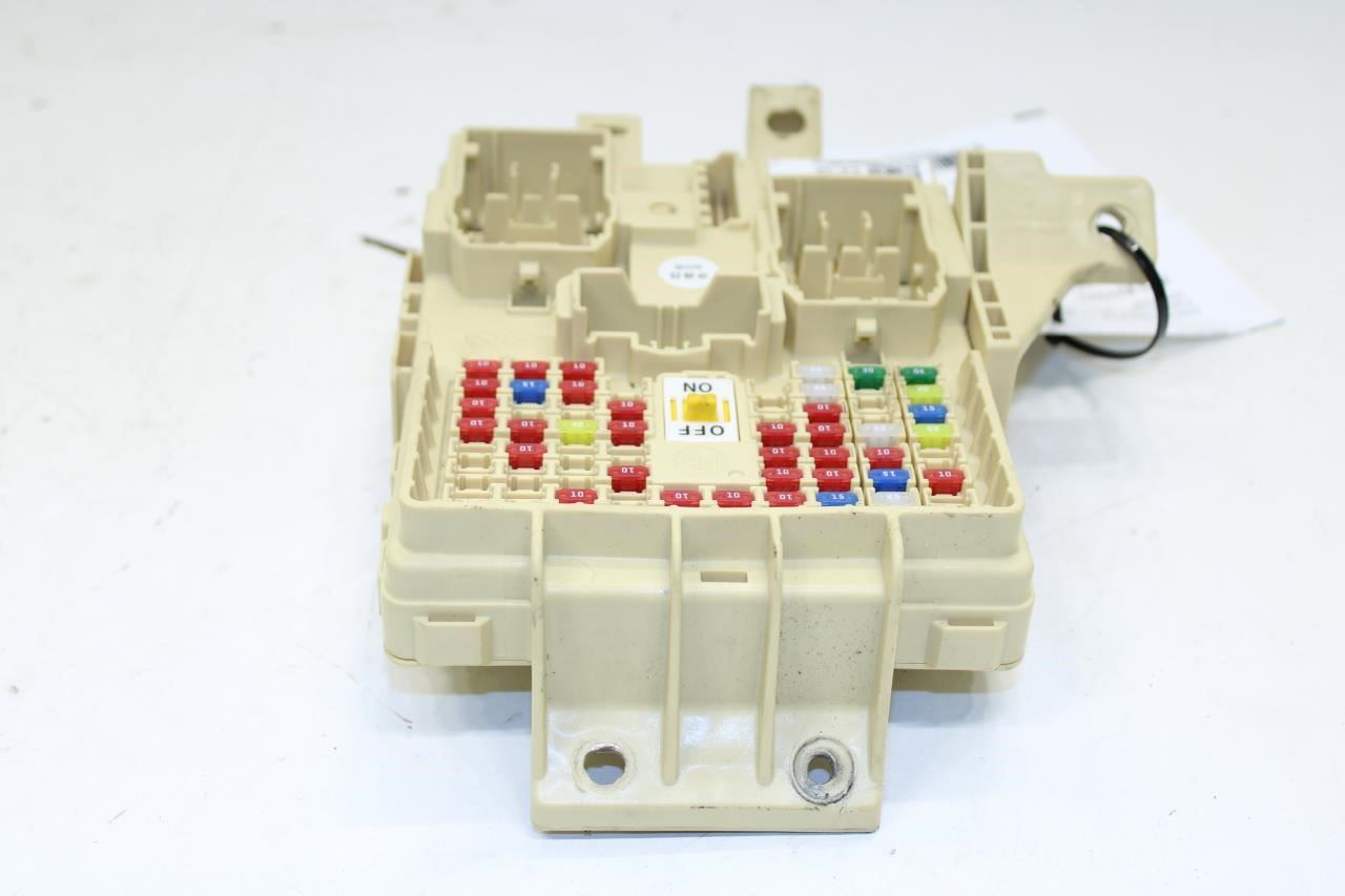 2022-2023 Kia Stinger GT1 Cabin Fuse Relay Box Junction Block 91952-J5110 OEM - Alshned Auto Parts