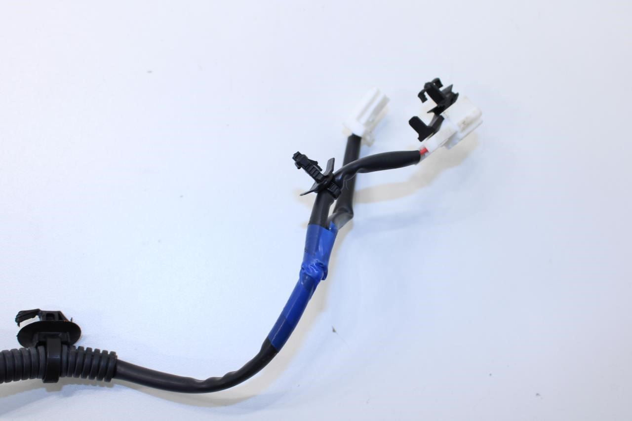 2016-20 Infiniti Q50 Luxe RWD 3.0L Front Right Side Seat Belt Buckle 86842-4HK5A - Alshned Auto Parts