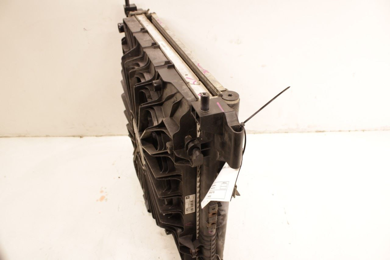 17-19 GMC Acadia SLT-1 3.6L AWD Engine Cooling Radiator Fan Assy 85557760 *ReaD* - Alshned Auto Parts