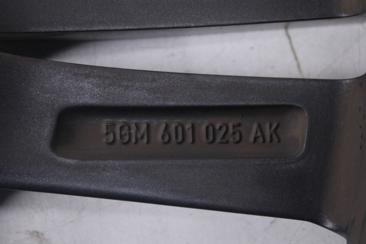 22-24 Volkswagen Jetta SE Aluminum Wheel R17x7J 5 Double Spoke 5GM601025AK *ReaD - Alshned Auto Parts