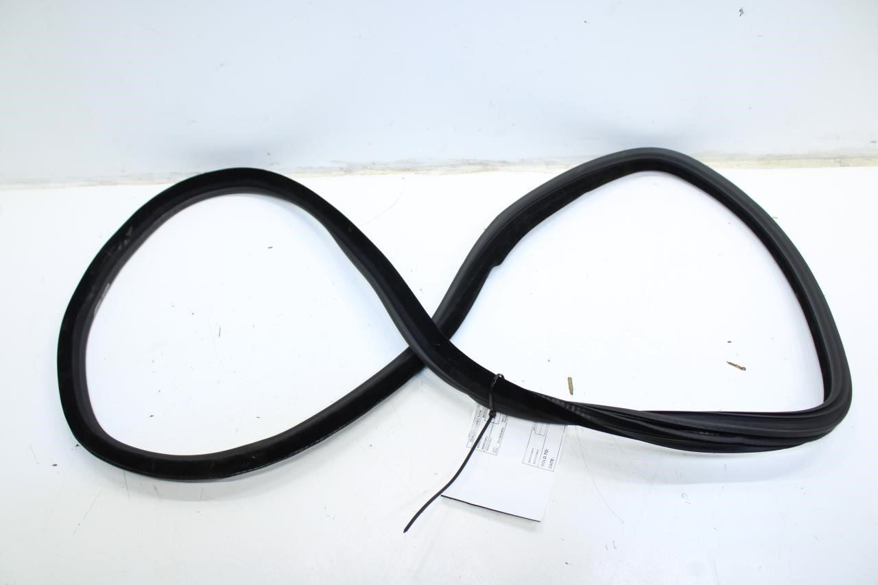 2015-2016 BMW 435i Gran Coupe xDrive Rear Right Side Door Weatherstrip On Body - Alshned Auto Parts