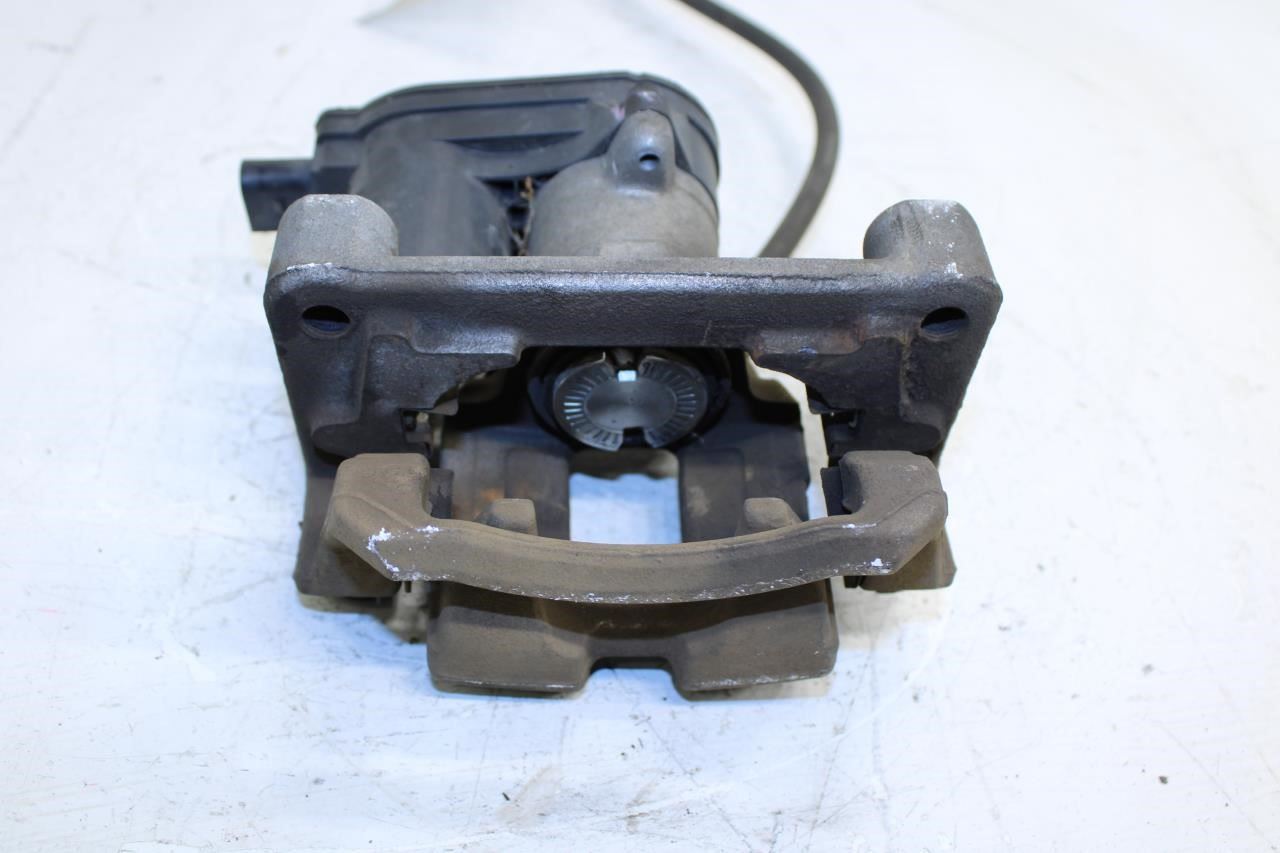 2019-2020 Hyundai Santa Fe Rear Right Side Brake Disc Caliper 58311-S1A30 OEM - Alshned Auto Parts