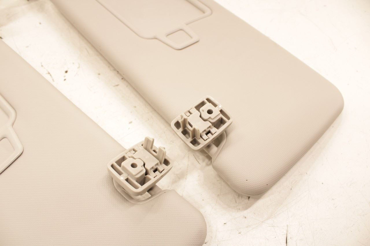 22-23 Hyundai Tucson SEL 2.5L Front Right and Left Side Sun Visor Set w/ Mirror - Alshned Auto Parts