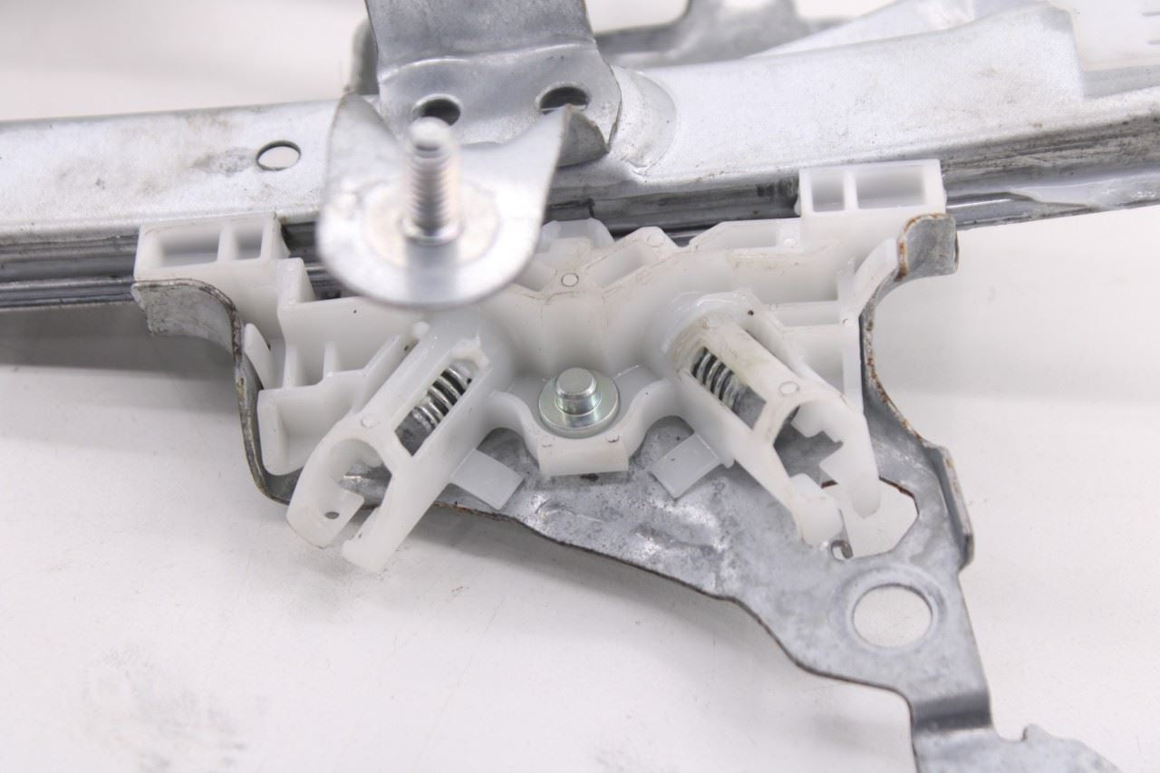 21-25 Toyota Corolla LE Rear Right Passenger Side Door Window Regulator w/ Motor7